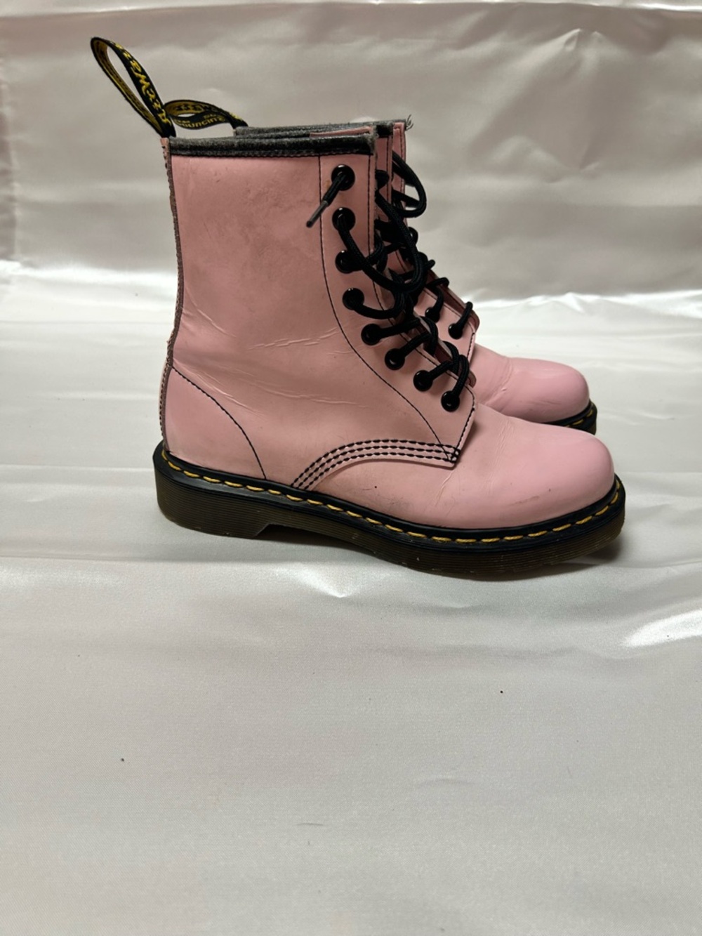 Dr. Martens Pink Leather Lace-Up Combat Boots 11821680 | Size US 5 / EU37 / UK 4